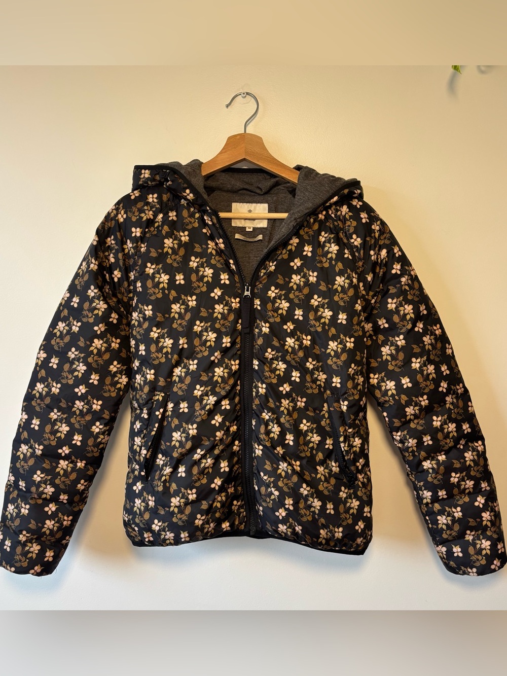 Essentiel Antwerp Floral Black Hitora Hooded Puffer Jacket